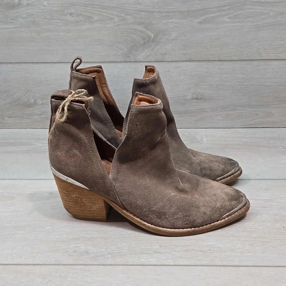 Jeffrey Campbell Women Cutout Side Heels Suede Moto Hobo boots shoes sz 8